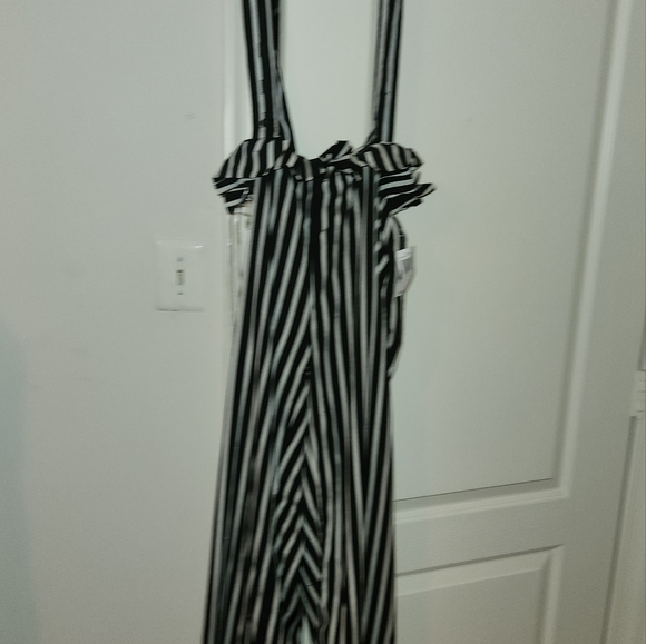 NWT ! JUMPER ! - Picture 2 of 11